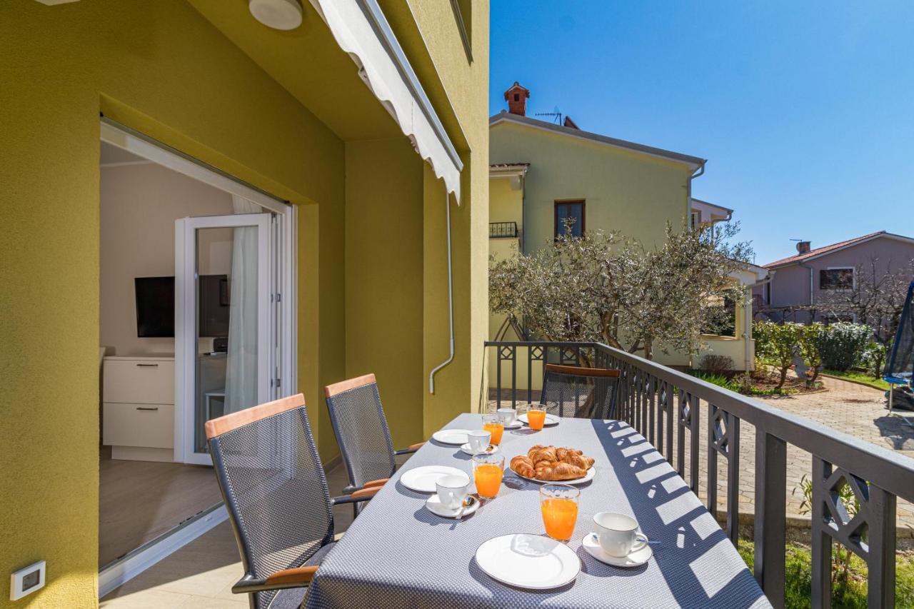 Apartments Mirjana Medulin 2 エクステリア 写真